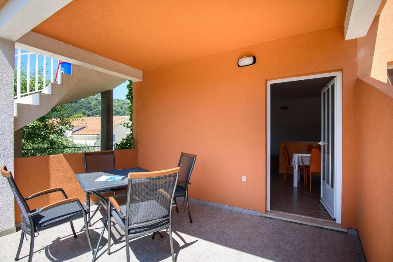 Stermasi Apartments Saplunara Exterior photo