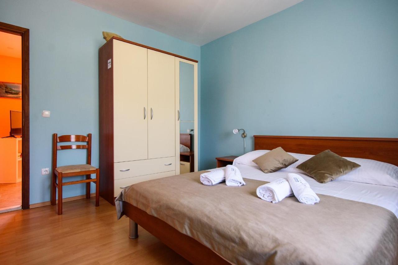 Stermasi Apartments Saplunara Exterior photo